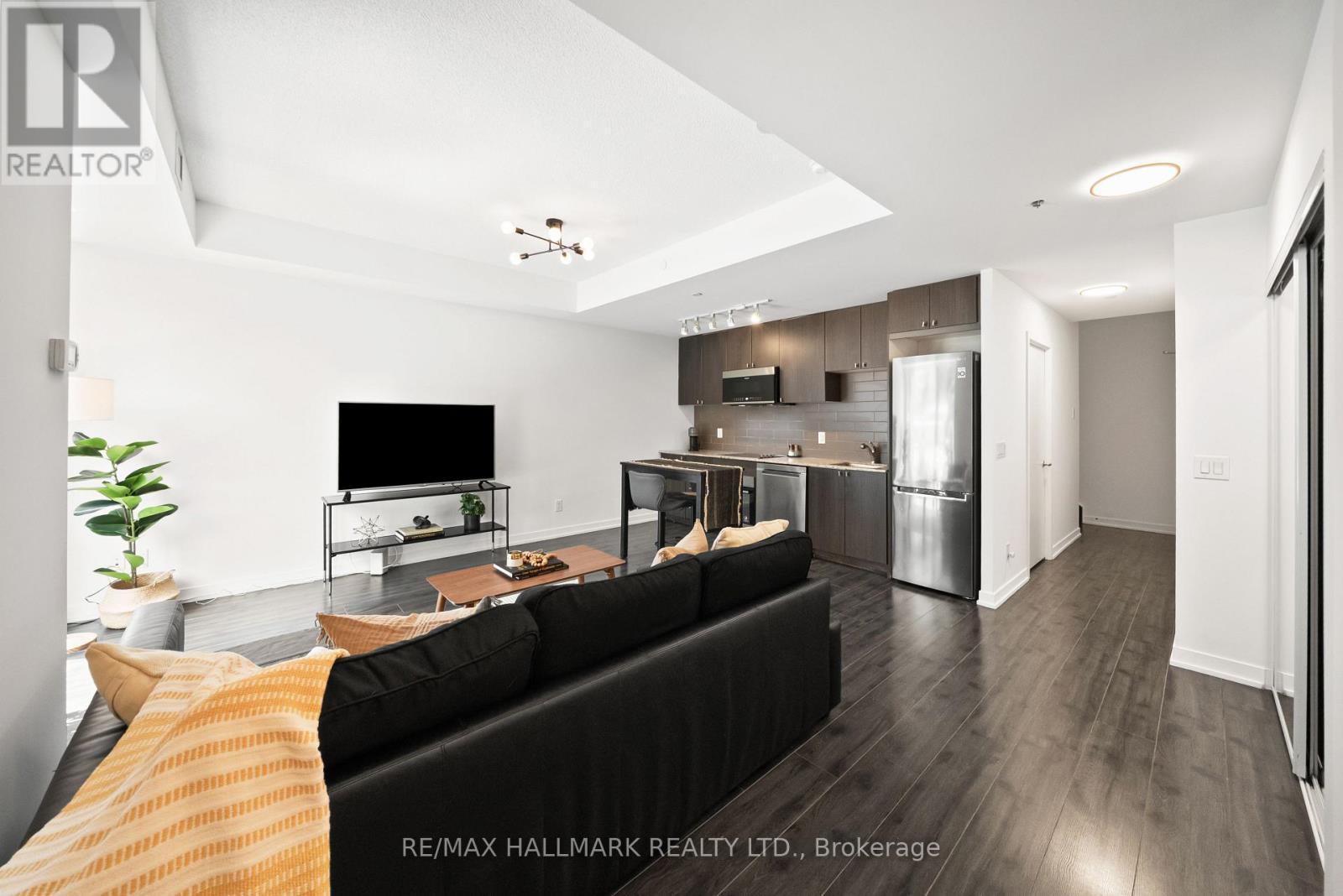 Th3 - 18 Rean Drive, Toronto, ON - Indoor
