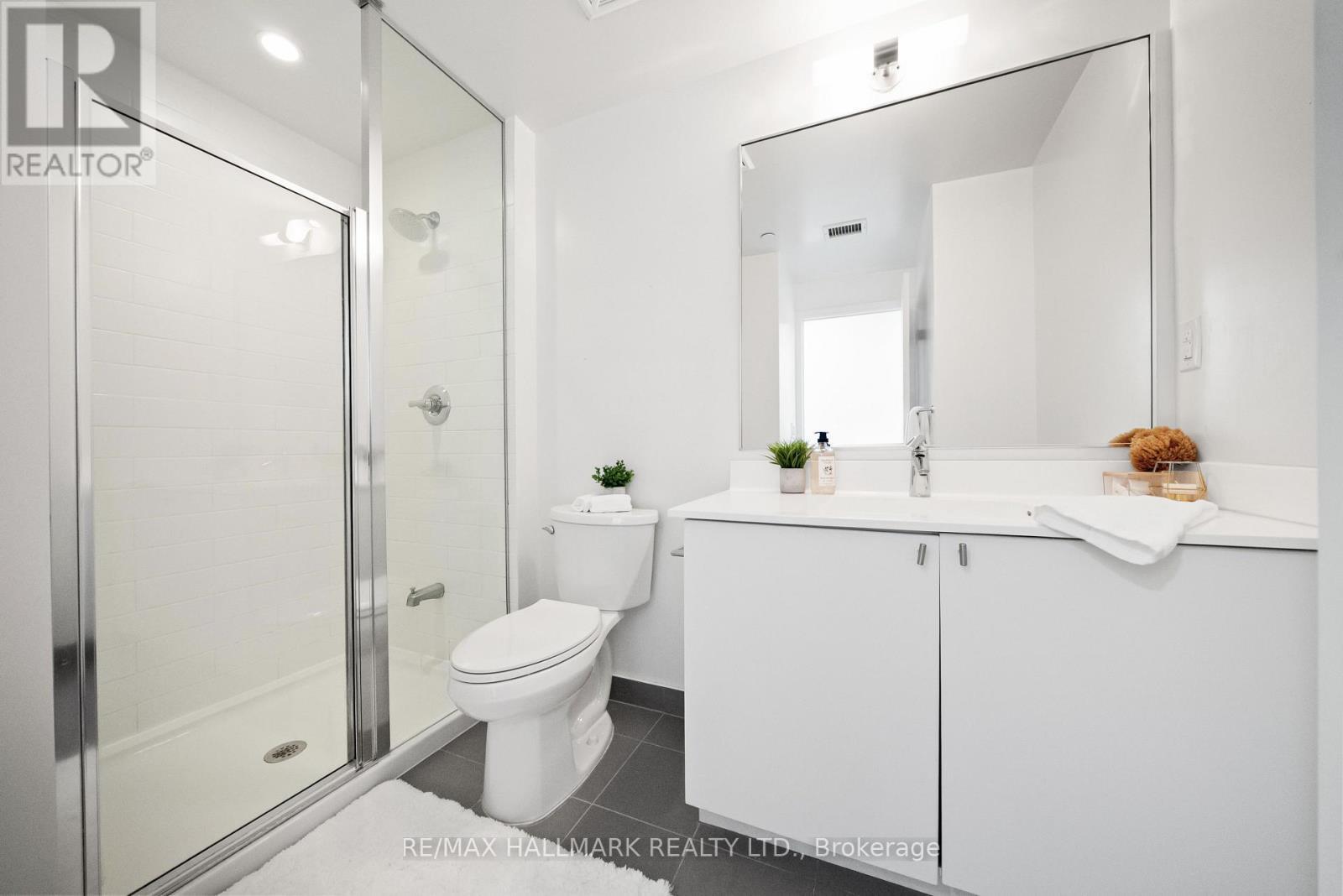 Th3 - 18 Rean Drive, Toronto, ON - Indoor Photo Showing Bathroom