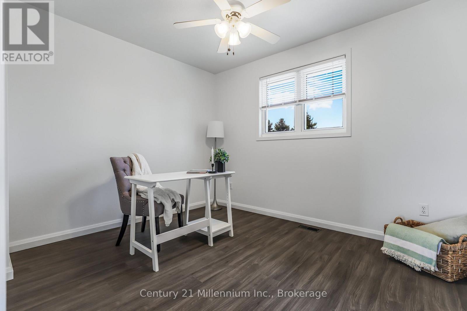 1185 Highway 6, South Bruce Peninsula, ON - Indoor Photo Showing Office