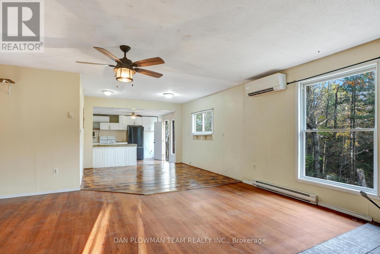 1919 Irondale Road, Highlands East, ON - Indoor