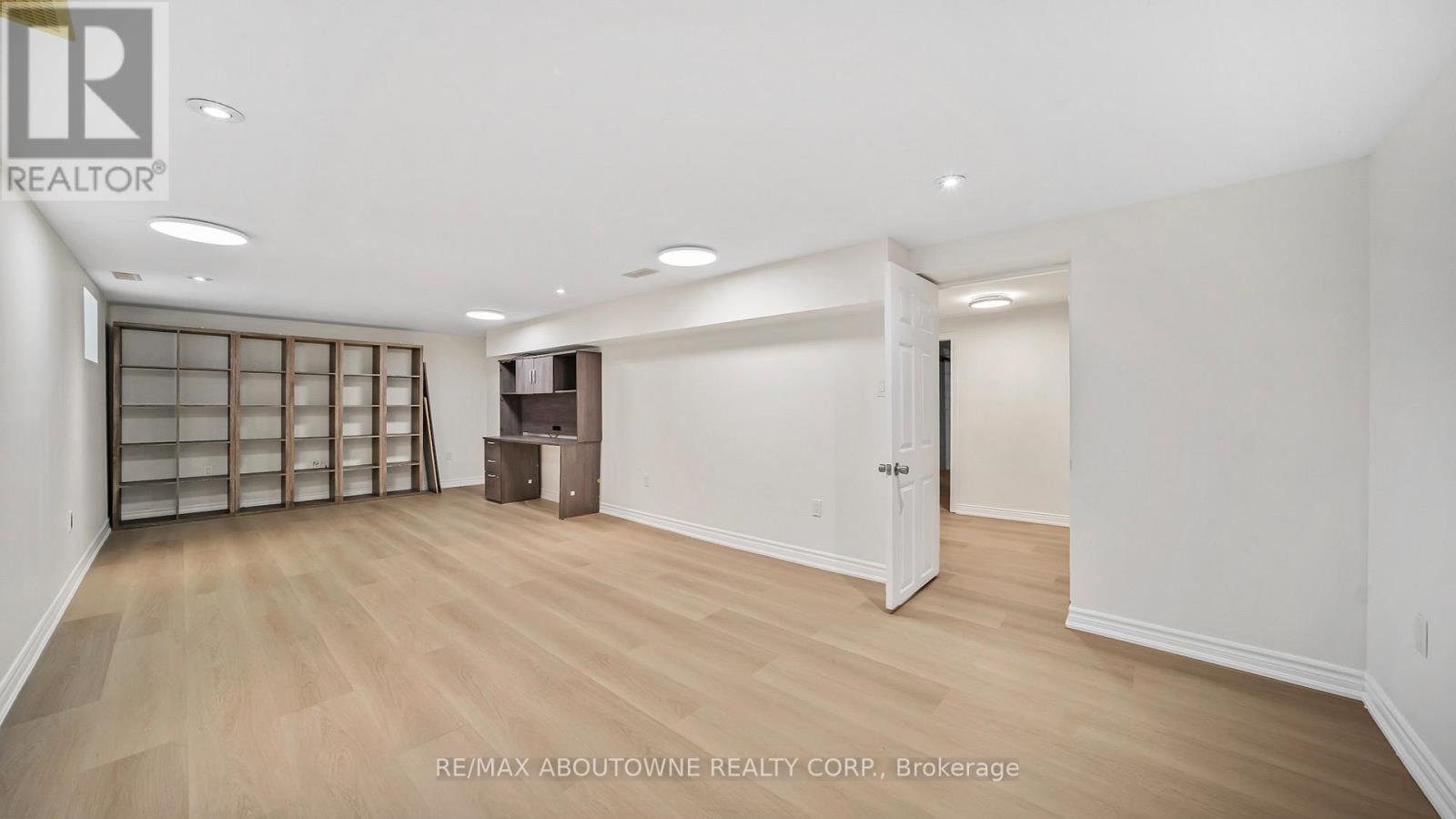 231 Woodale Avenue, Oakville, ON - Indoor Photo Showing Other Room