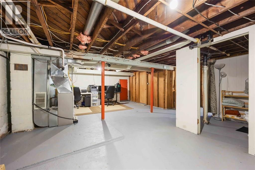 561 Mclaren Avenue, Sarnia, ON - Indoor Photo Showing Basement