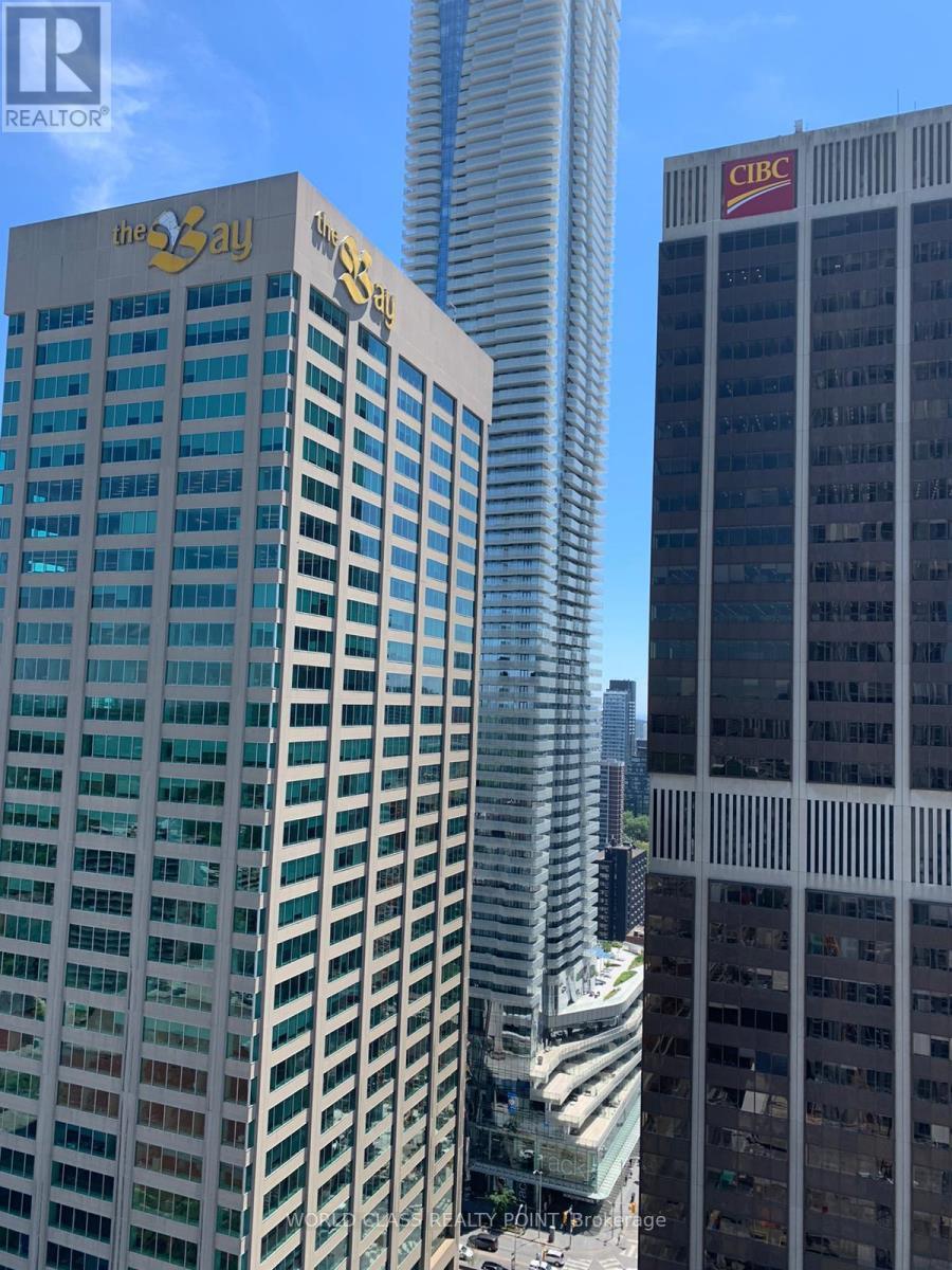 2712 - 1 Yorkville Avenue, Toronto, ON - Outdoor With Facade