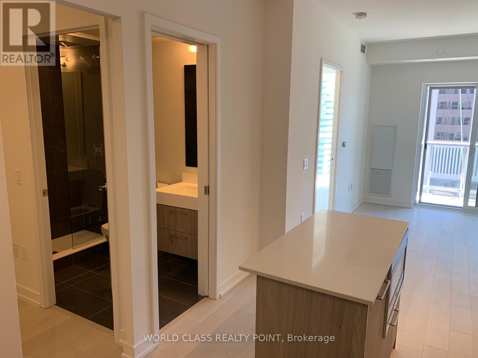 2712 - 1 Yorkville Avenue, Toronto, ON - Indoor Photo Showing Other Room