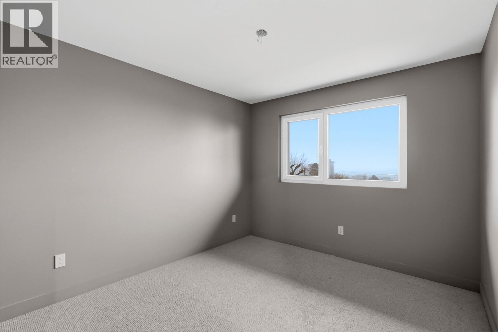 614 Cowan Street, Kamloops, BC - Indoor Photo Showing Other Room