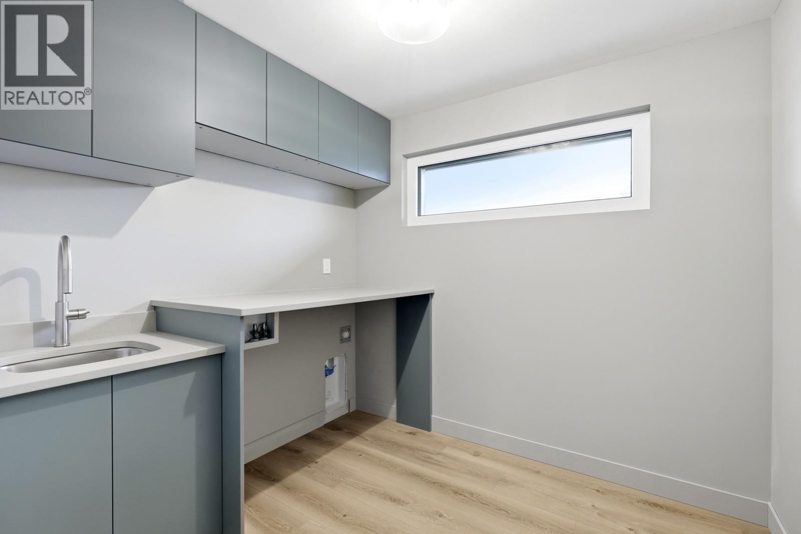 614 Cowan Street, Kamloops, BC - Indoor Photo Showing Other Room