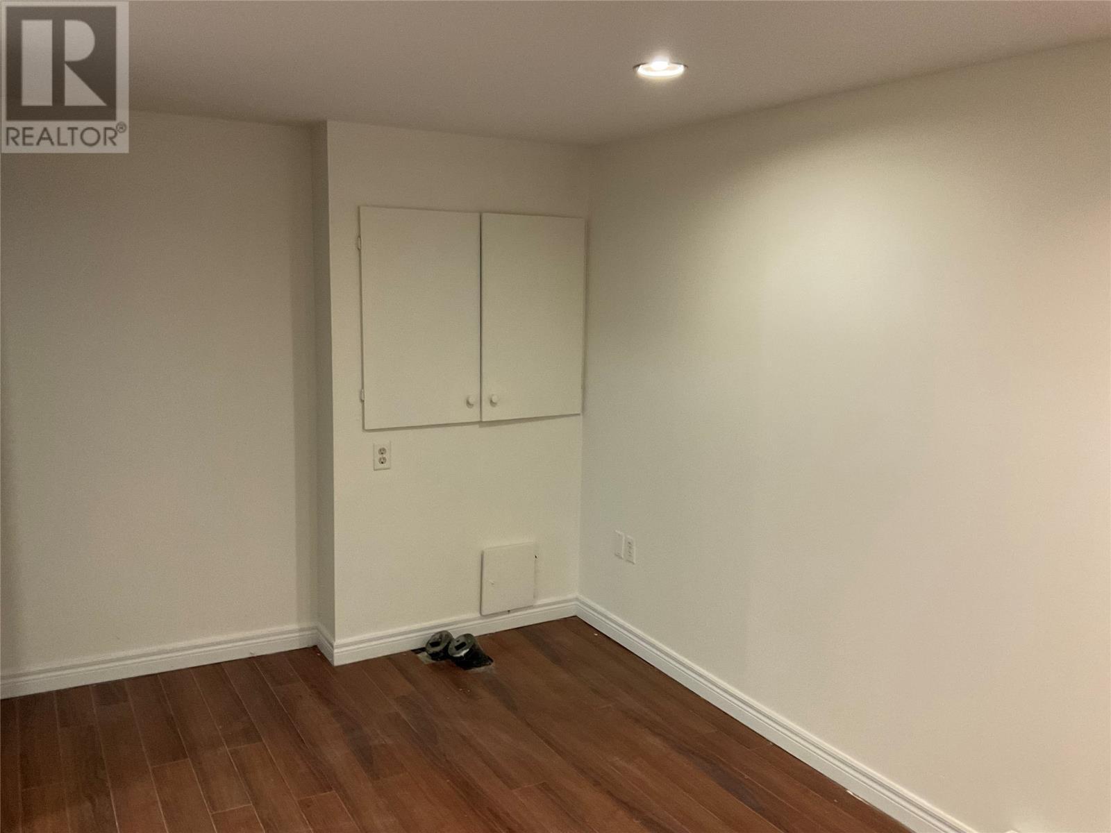 72 Newfoundland Drive, St John'S, NL - Indoor Photo Showing Other Room