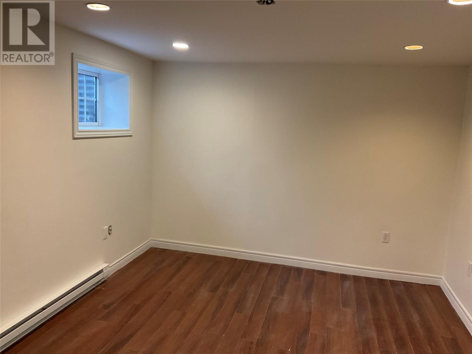 72 Newfoundland Drive, St John'S, NL - Indoor Photo Showing Other Room