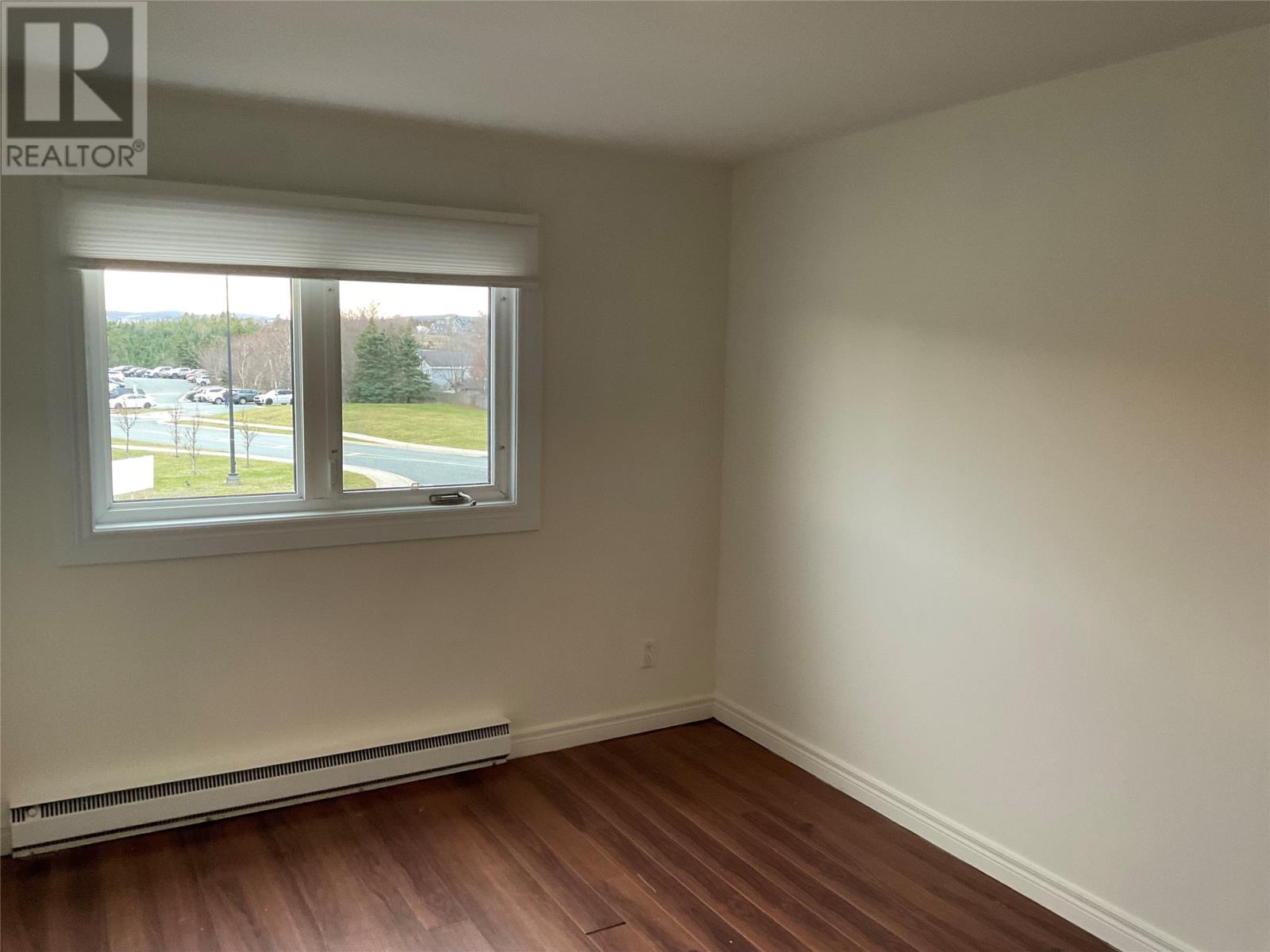 72 Newfoundland Drive, St John'S, NL - Indoor Photo Showing Other Room
