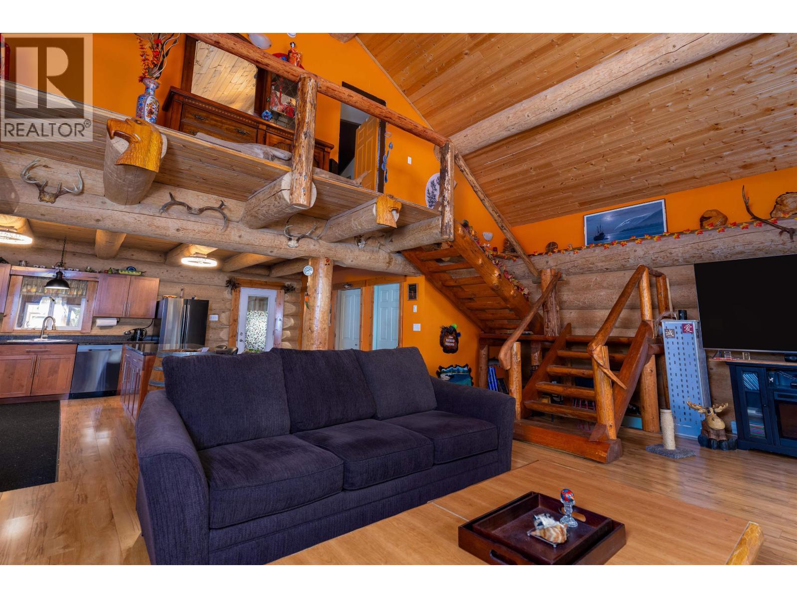 3981 Dobbie Street, Terrace, BC - Indoor Photo Showing Living Room