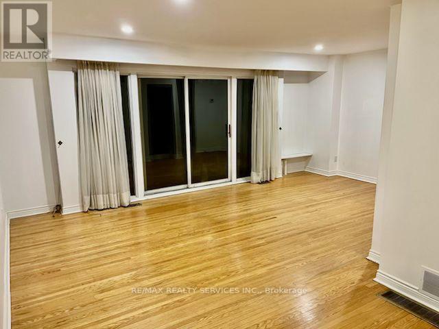 2 - 100 George Henry Boulevard, Toronto, ON - Indoor Photo Showing Other Room