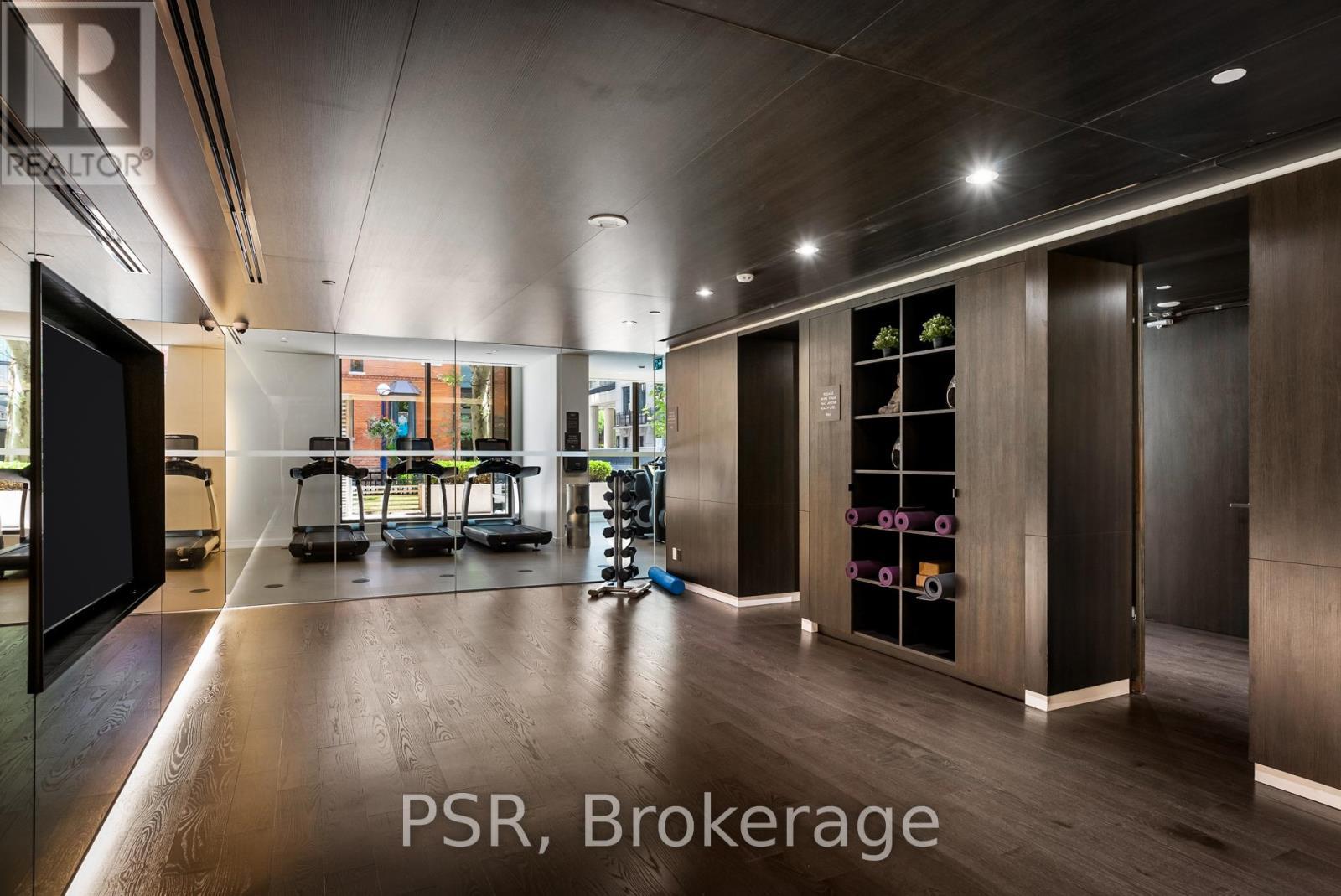 1206 - 2 St Thomas Street, Toronto, ON - Indoor