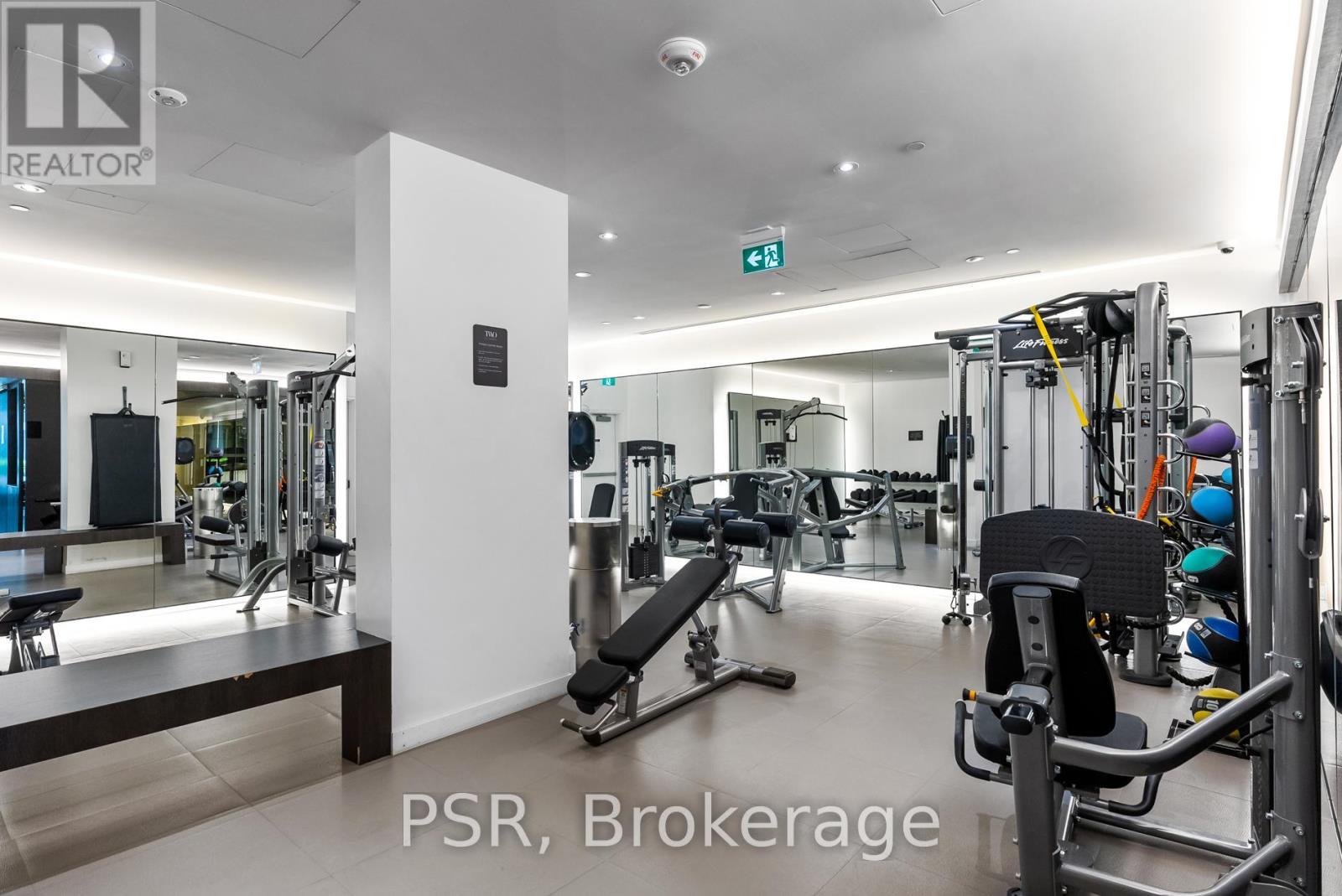 1206 - 2 St Thomas Street, Toronto, ON - Indoor Photo Showing Gym Room