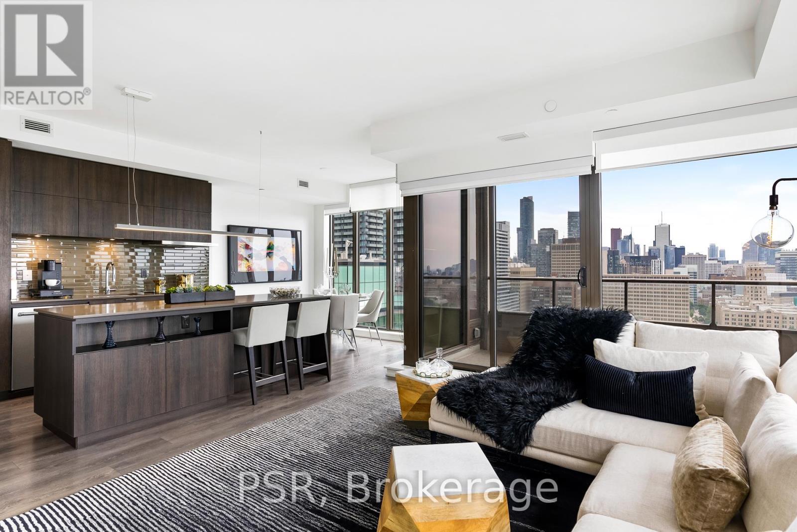 1206 - 2 St Thomas Street, Toronto, ON - Indoor