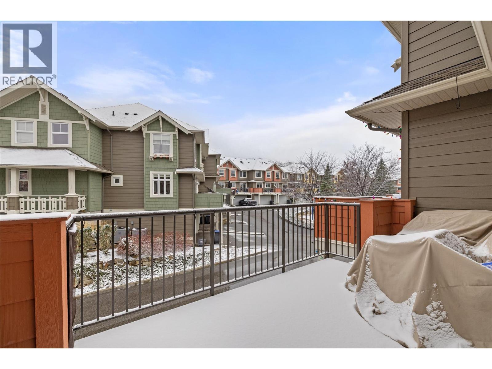 5451 South Perimeter Way, Kelowna, BC - Outdoor With Exterior