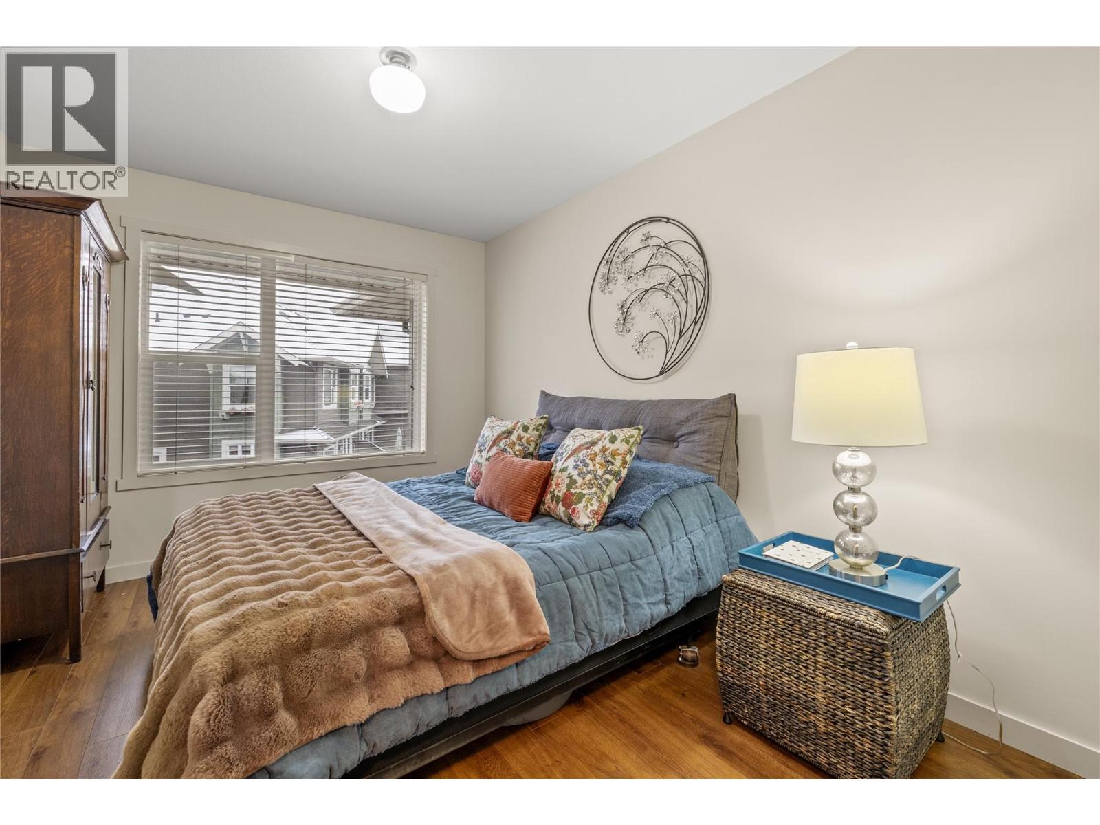 5451 South Perimeter Way, Kelowna, BC - Indoor Photo Showing Bedroom