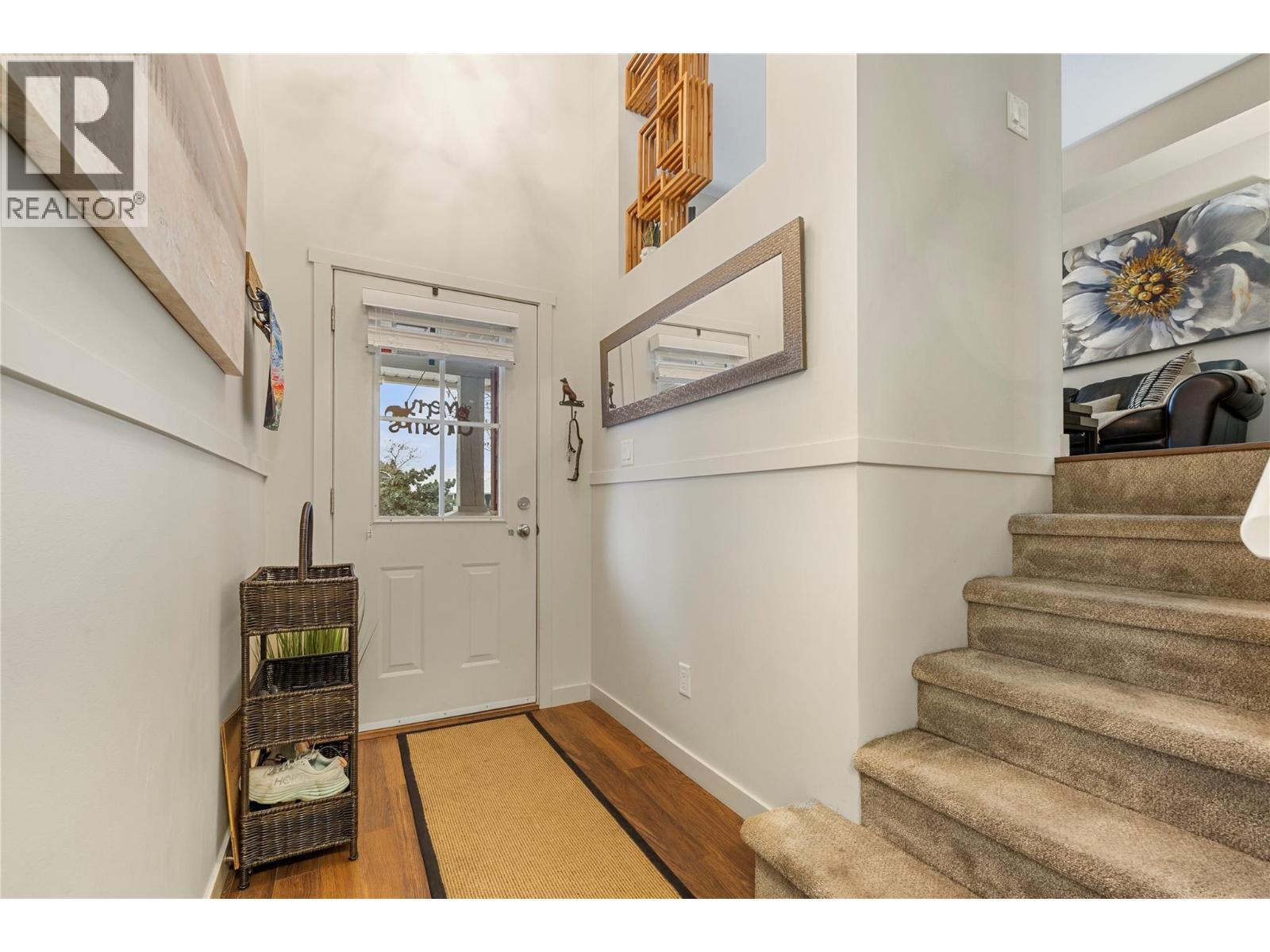 5451 South Perimeter Way, Kelowna, BC - Indoor Photo Showing Other Room