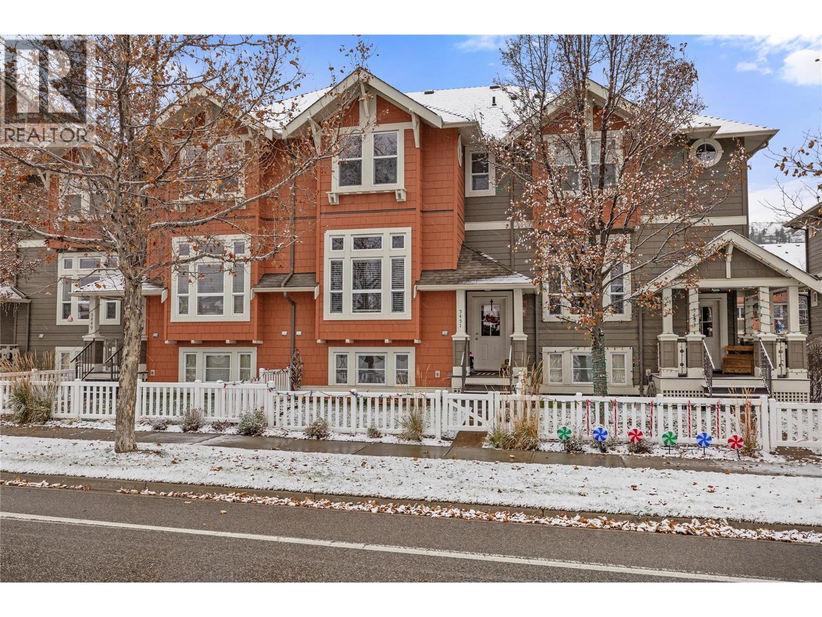 5451 South Perimeter Way, Kelowna, BC - Outdoor With Facade