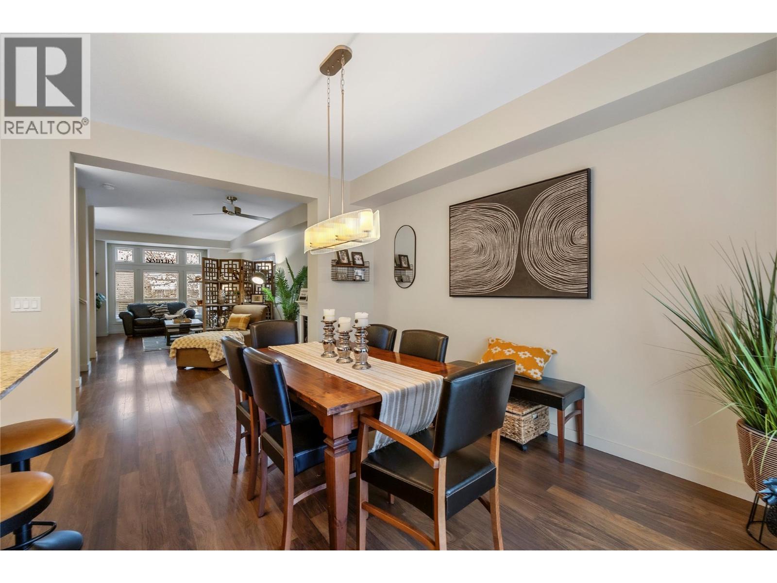 5451 South Perimeter Way, Kelowna, BC - Indoor Photo Showing Dining Room
