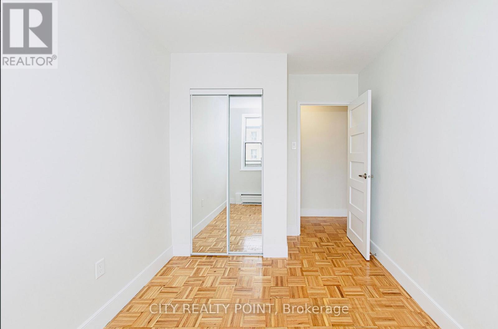 510 - 2 Grandstand Place, Toronto, ON - Indoor Photo Showing Other Room