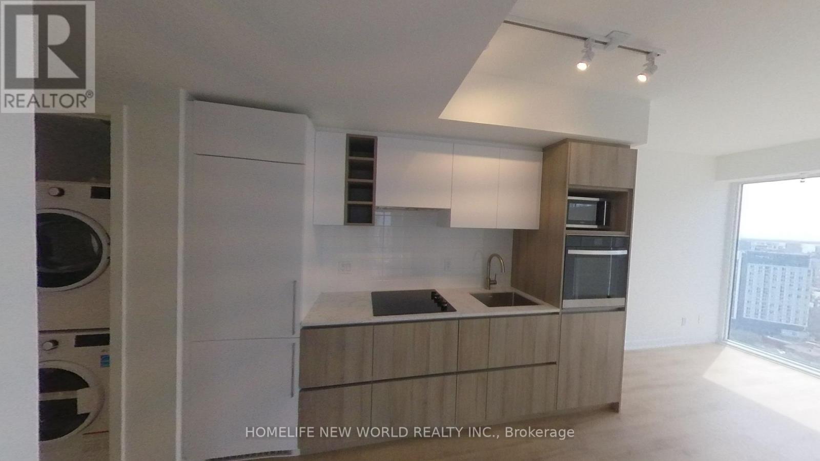 2802 - 319 Jarvis Street, Toronto, ON - Indoor Photo Showing Laundry Room