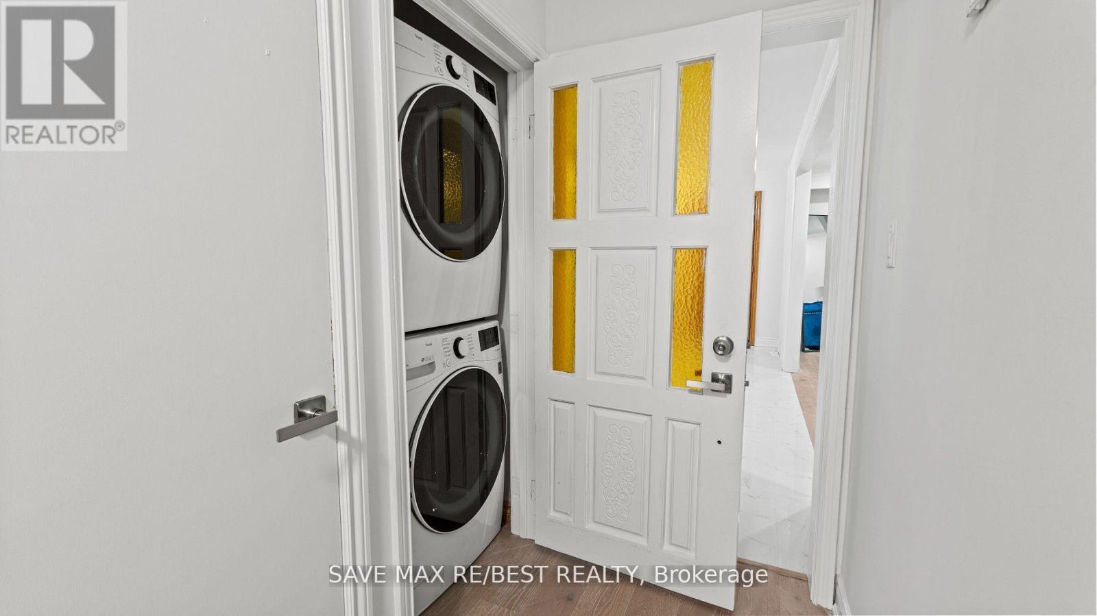505 Ortono Avenue, Oshawa, ON - Indoor Photo Showing Laundry Room