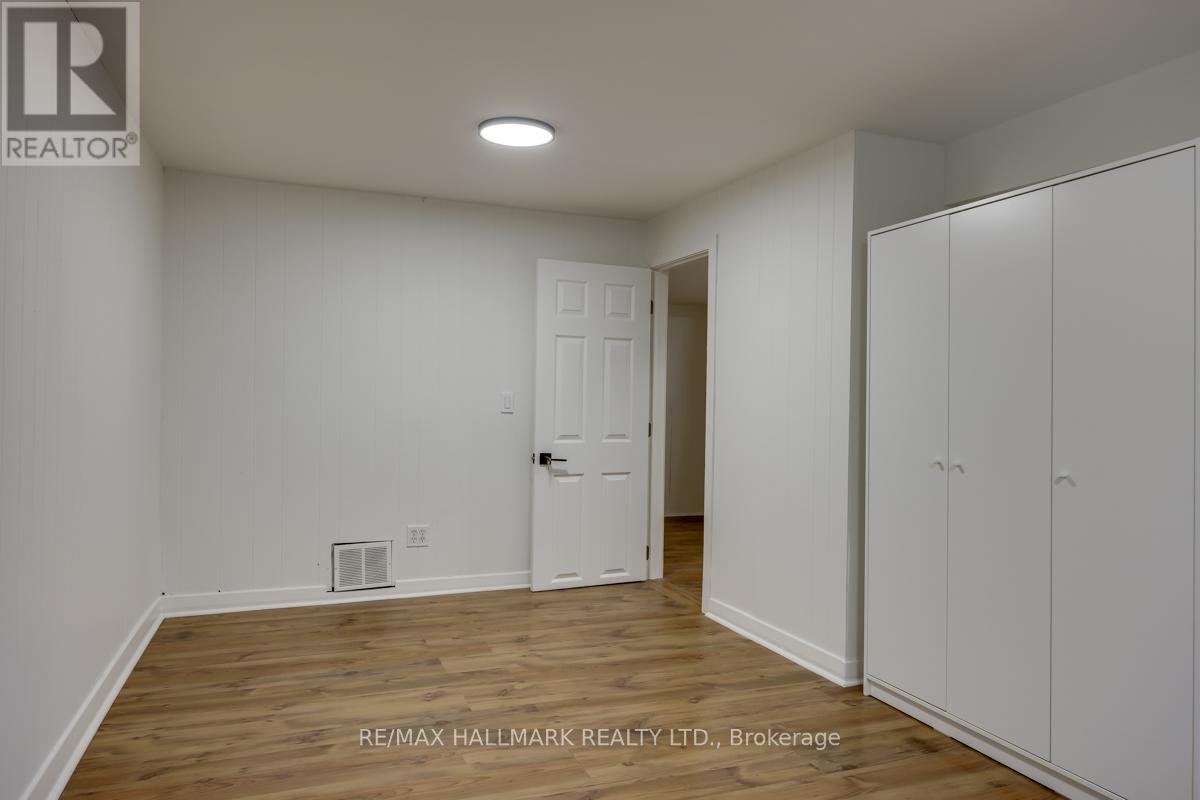 Bsmt - 5 Penzance Drive, Toronto, ON - Indoor Photo Showing Other Room