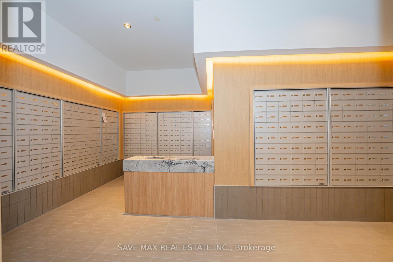 2805 - 395 Square One Drive, Mississauga, ON - Indoor Photo Showing Other Room