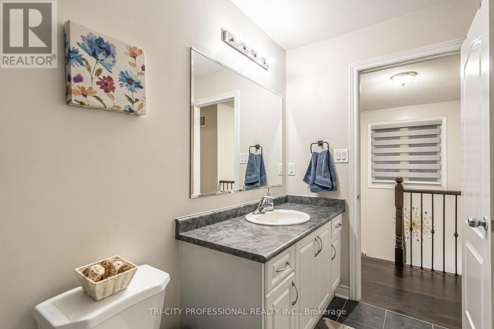 17 Sleightholme Crescent, Brampton, ON - Indoor Photo Showing Bathroom