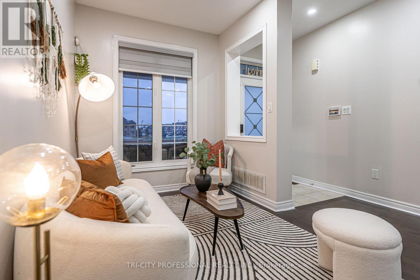 17 Sleightholme Crescent, Brampton, ON - Indoor Photo Showing Other Room