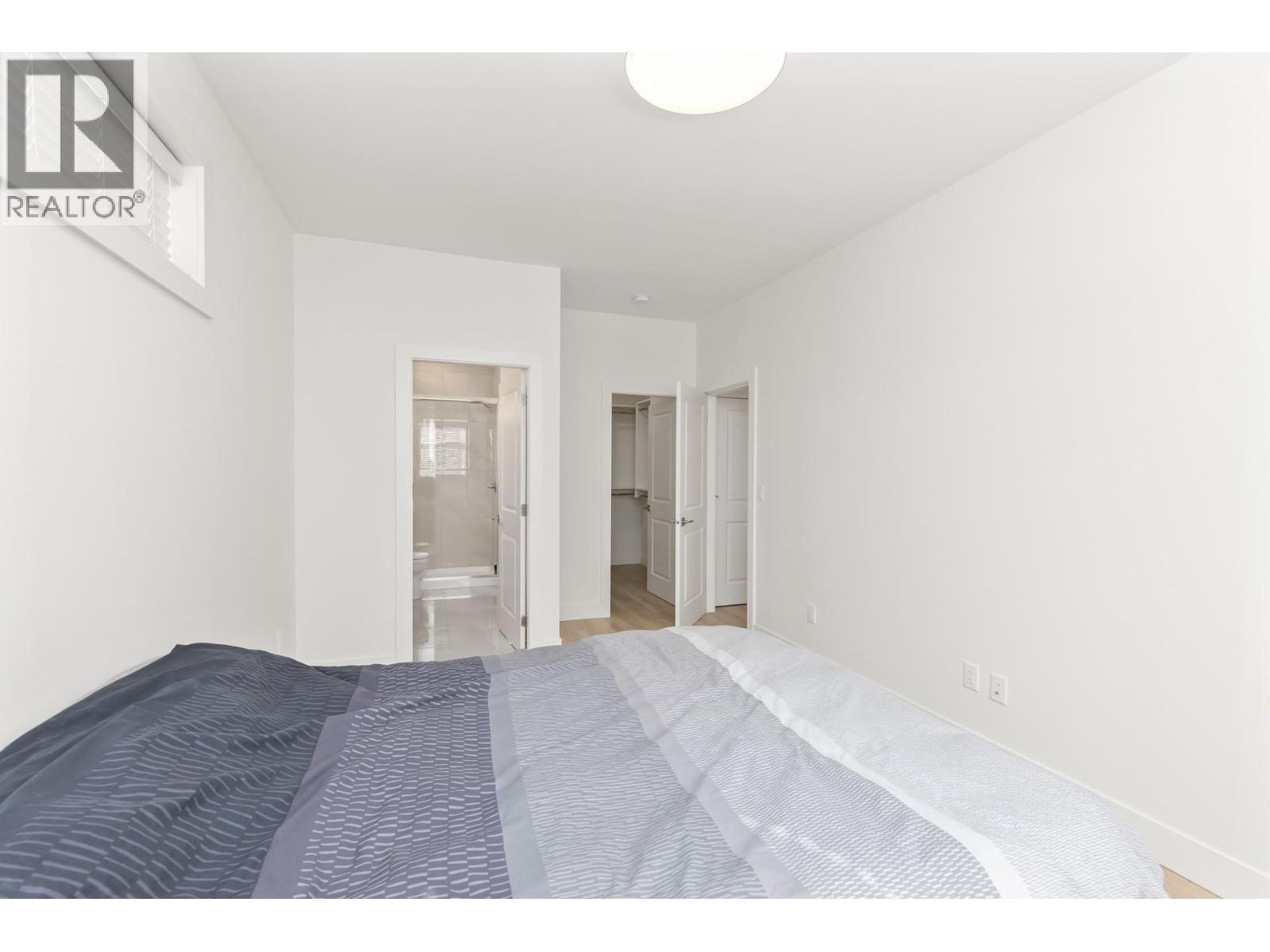 280 Nickel Road, Kelowna, BC - Indoor Photo Showing Bedroom