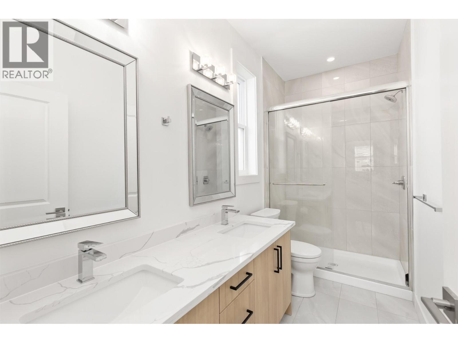 280 Nickel Road, Kelowna, BC - Indoor Photo Showing Bathroom