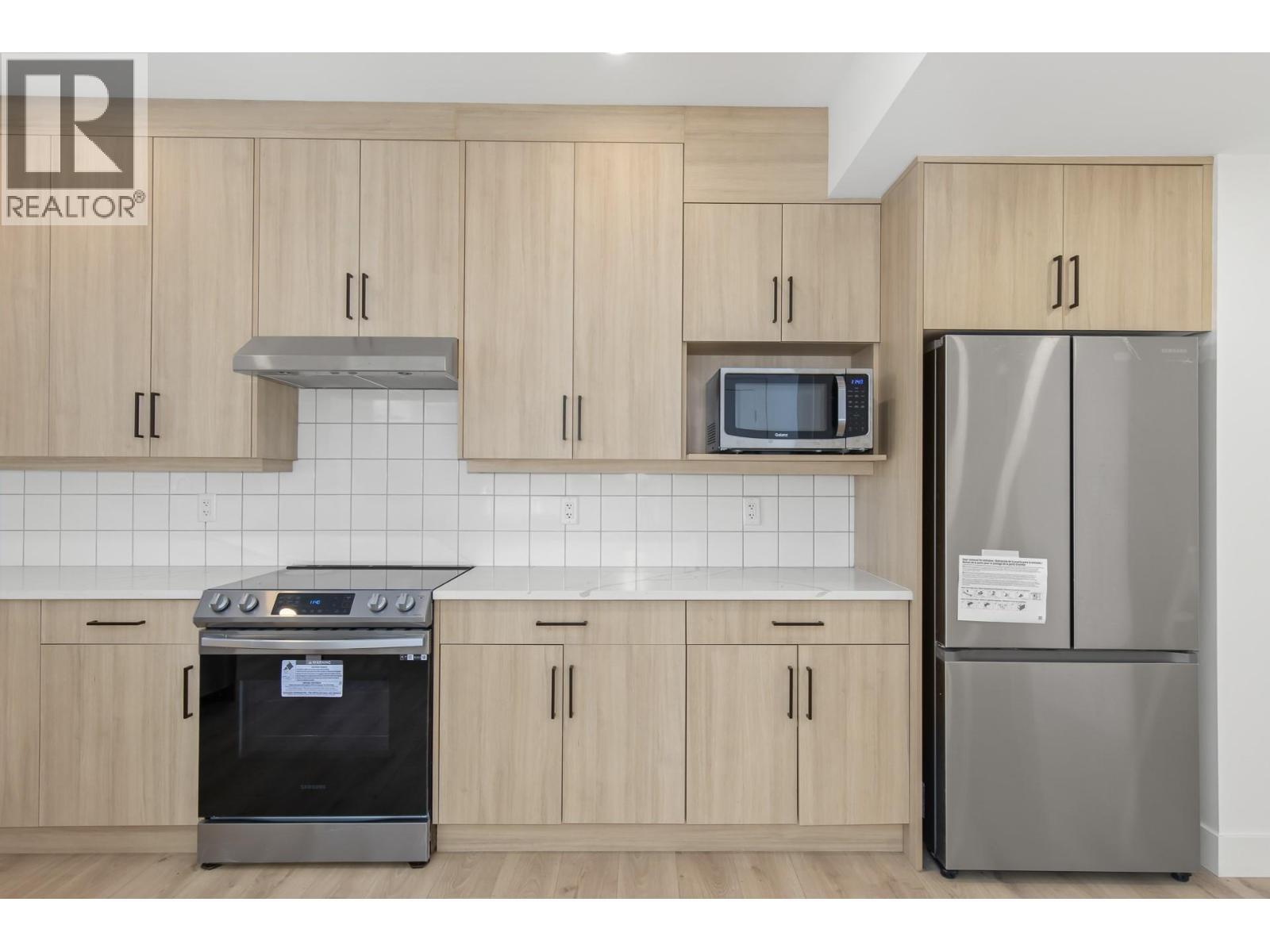 280 Nickel Road, Kelowna, BC - Indoor Photo Showing Kitchen