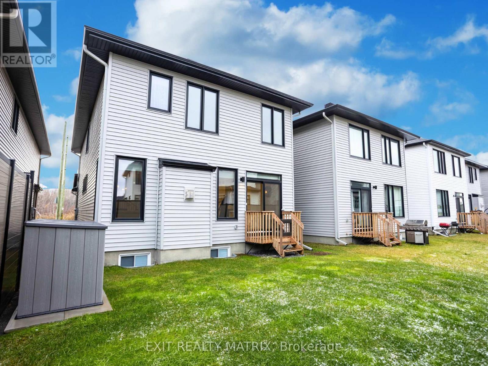 6487 Renaud Road, Ottawa, ON - Outdoor