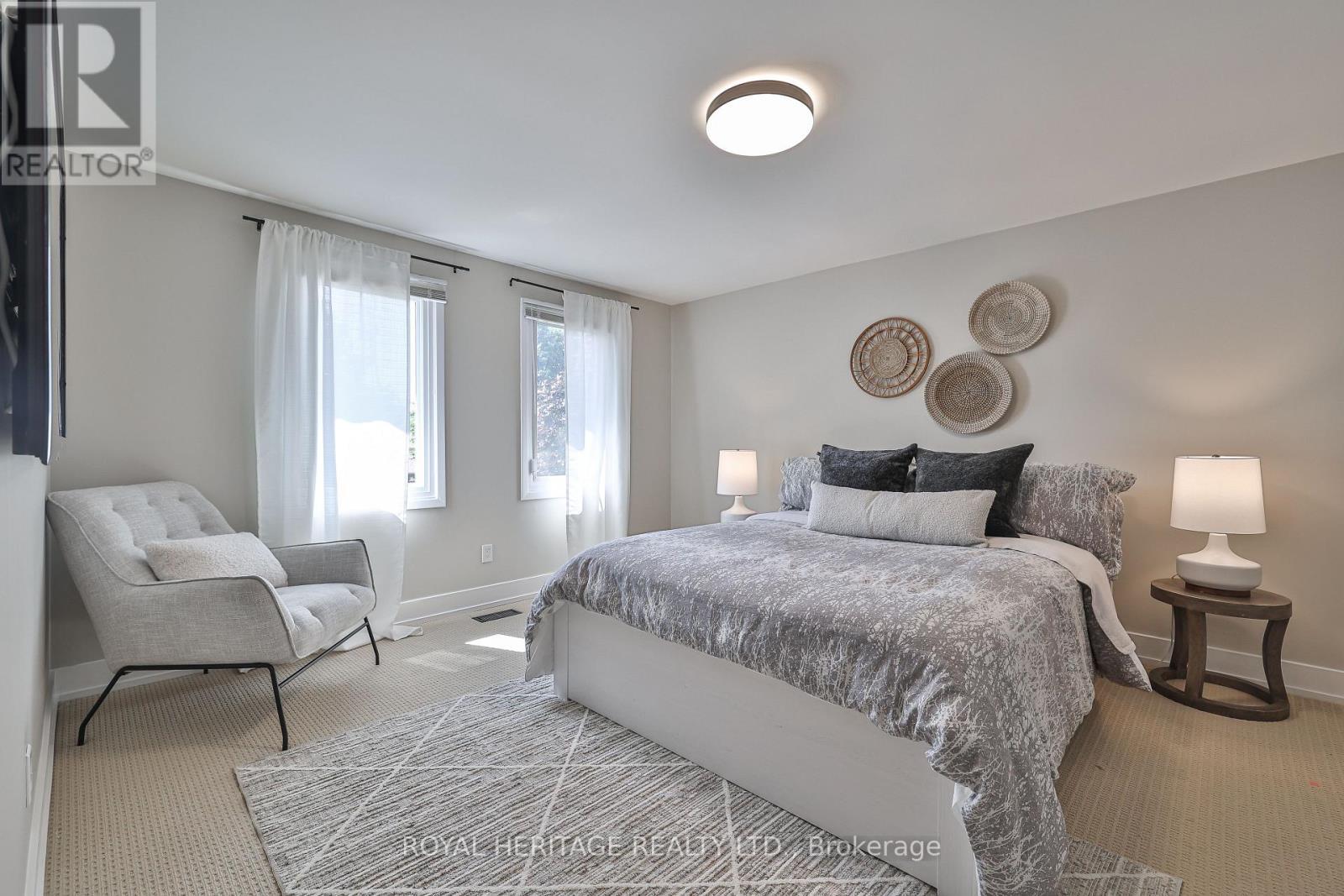 532 Powell Road, Whitby, ON - Indoor Photo Showing Bedroom