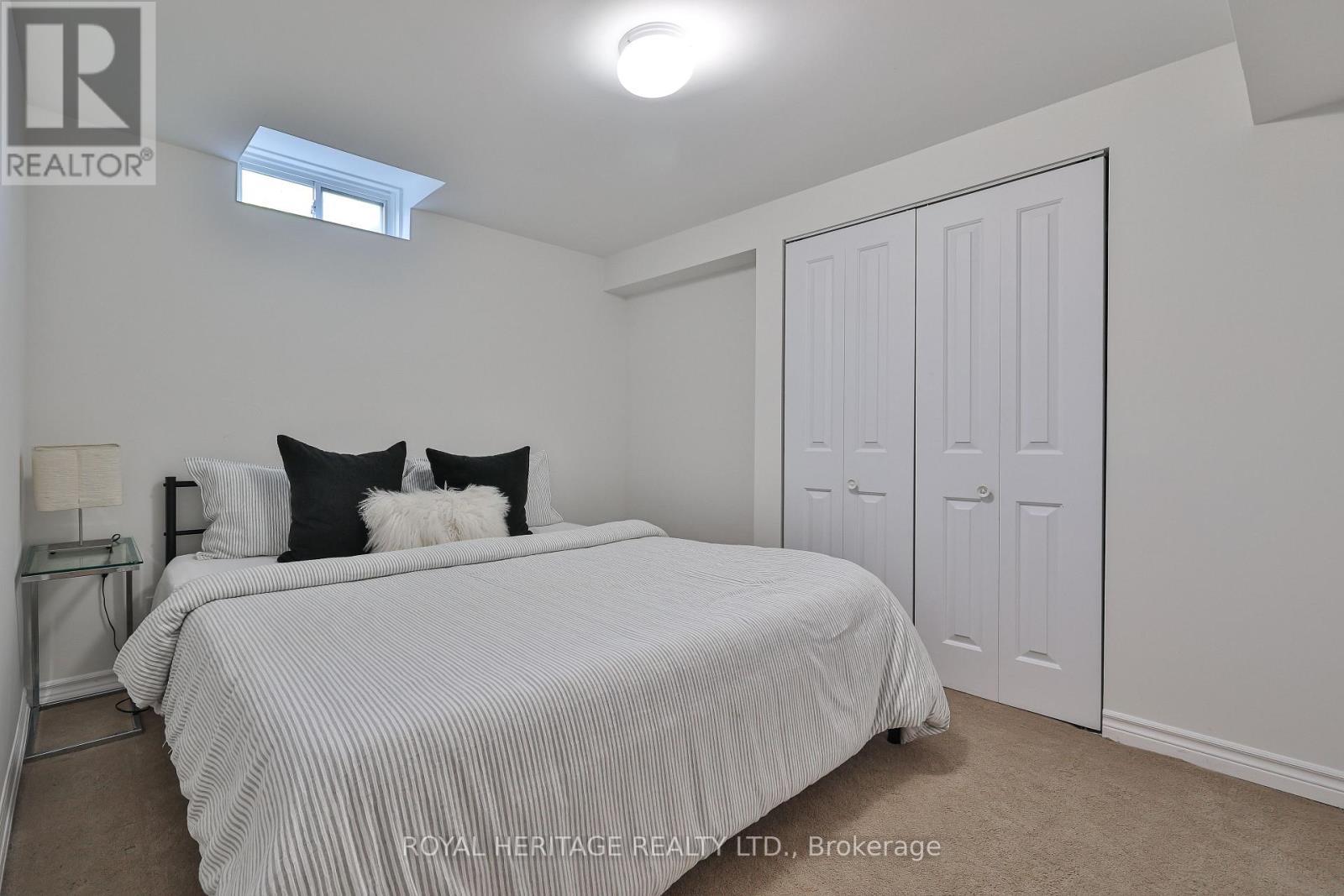 532 Powell Road, Whitby, ON - Indoor Photo Showing Bedroom
