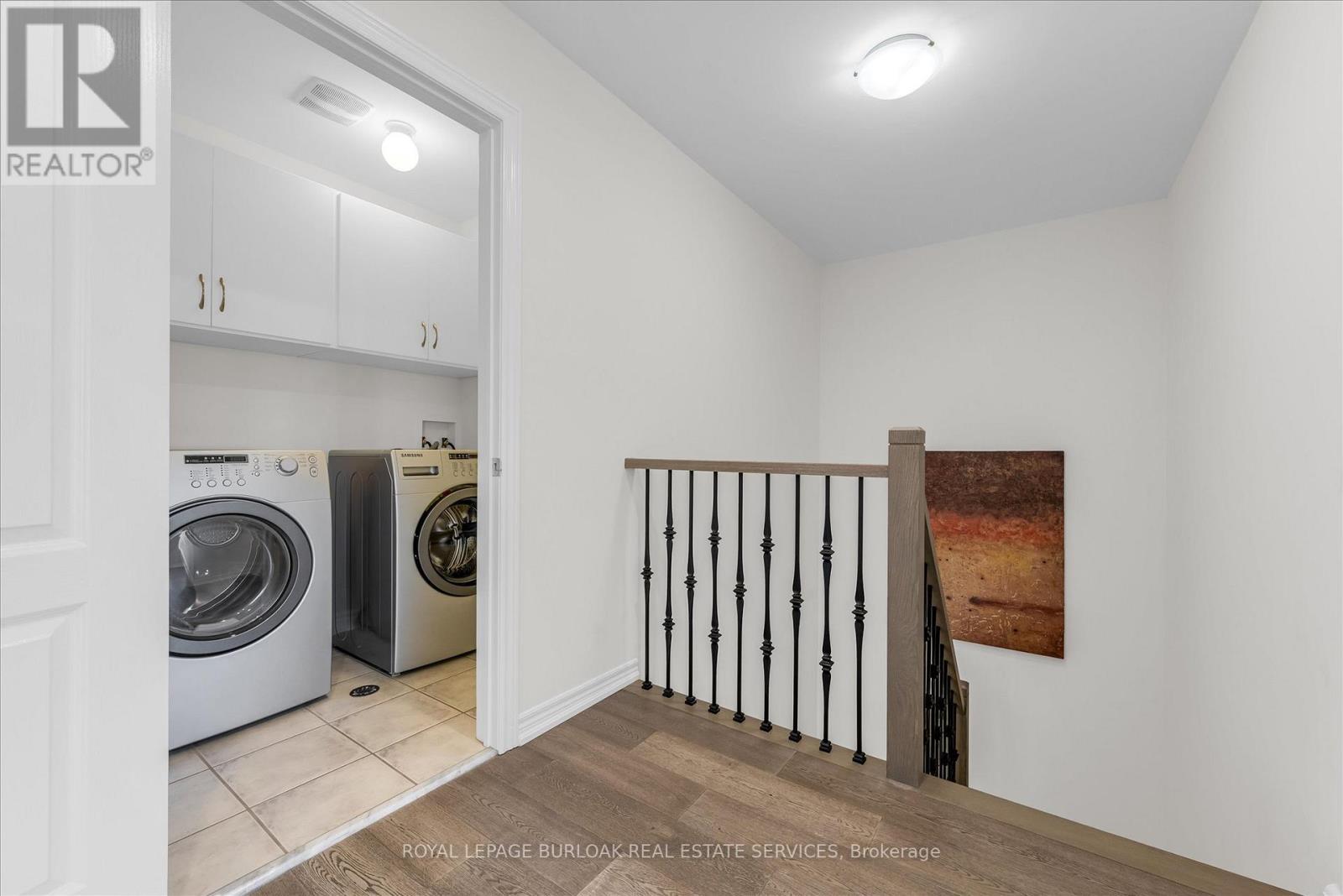 4838 Columbus Drive, Burlington, ON - Indoor Photo Showing Laundry Room