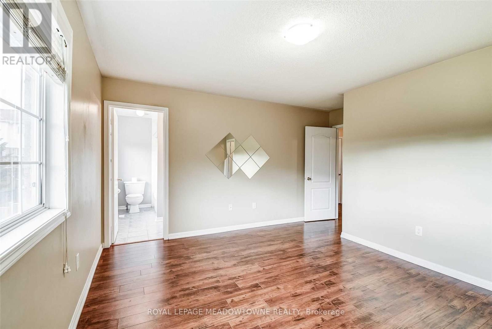 1470 Pate Court, Mississauga, ON - Indoor Photo Showing Other Room