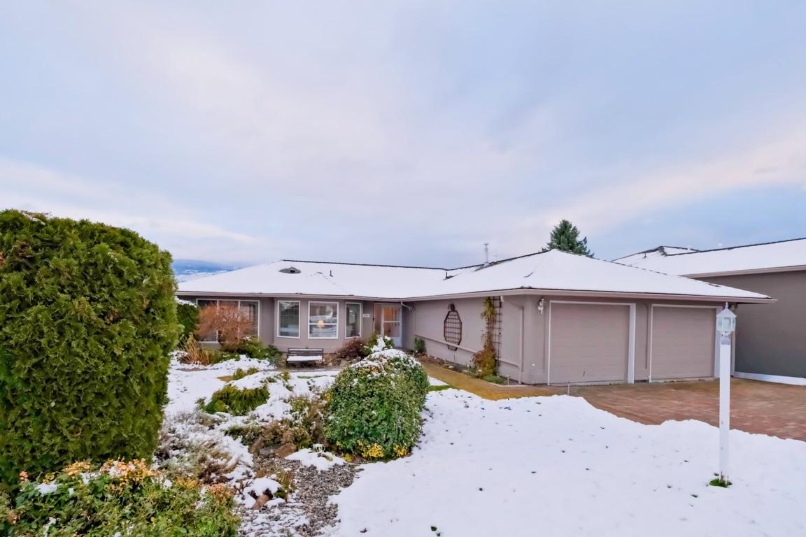 459 Ridge Place, Penticton, BC - Outdoor
