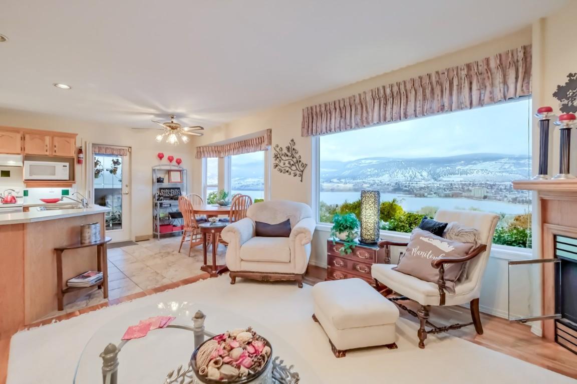 459 Ridge Place, Penticton, BC - Indoor