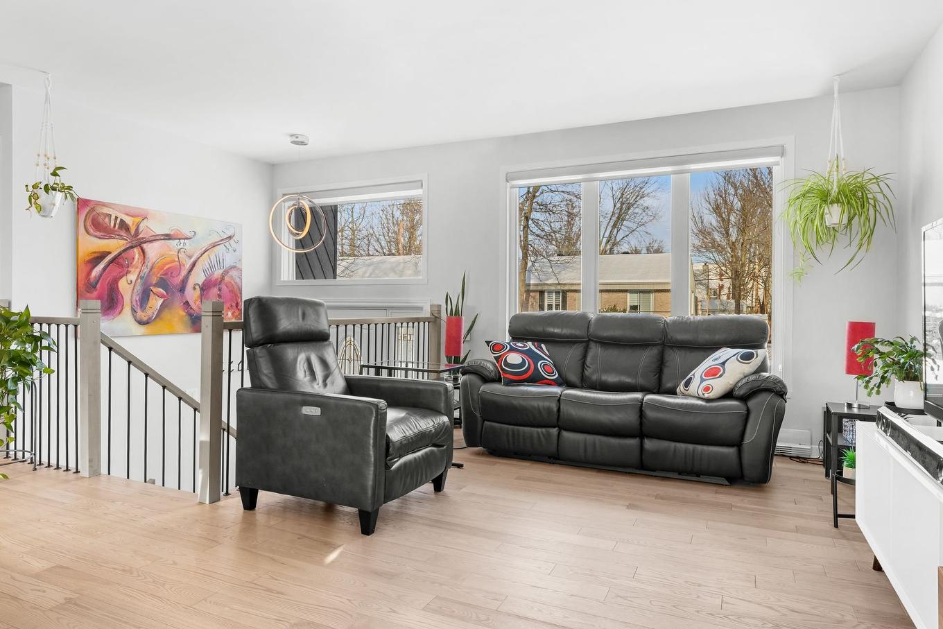 Living room - 1161 Rue Tremblay, Lévis (Les Chutes-De-La-Chaudière-Ouest), QC - Indoor Photo Showing Living Room