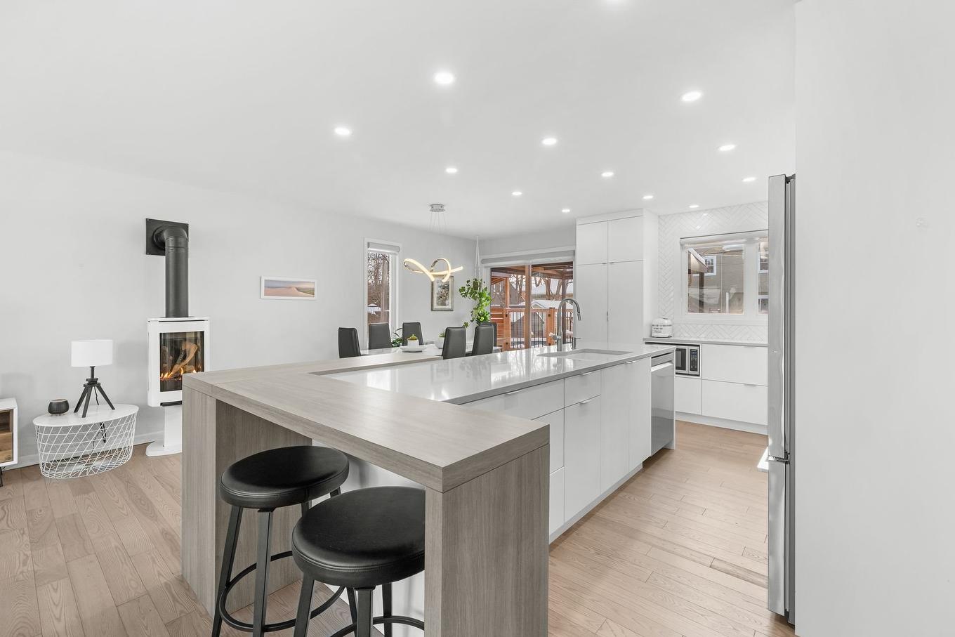 Kitchen - 1161 Rue Tremblay, Lévis (Les Chutes-De-La-Chaudière-Ouest), QC - Indoor Photo Showing Other Room