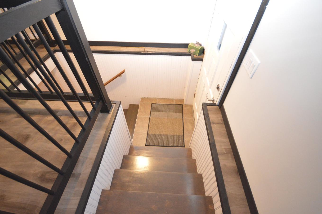 Hall d'entrée/Vestibule - 591 Rue King, Mont-Blanc, QC - Indoor Photo Showing Other Room