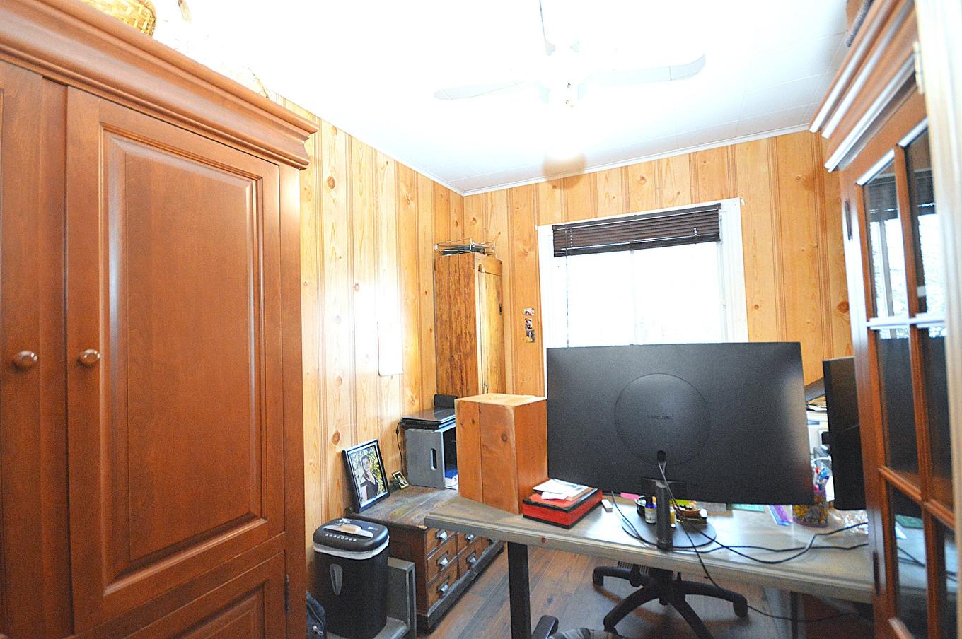 Chambre à coucher - 591 Rue King, Mont-Blanc, QC - Indoor Photo Showing Office