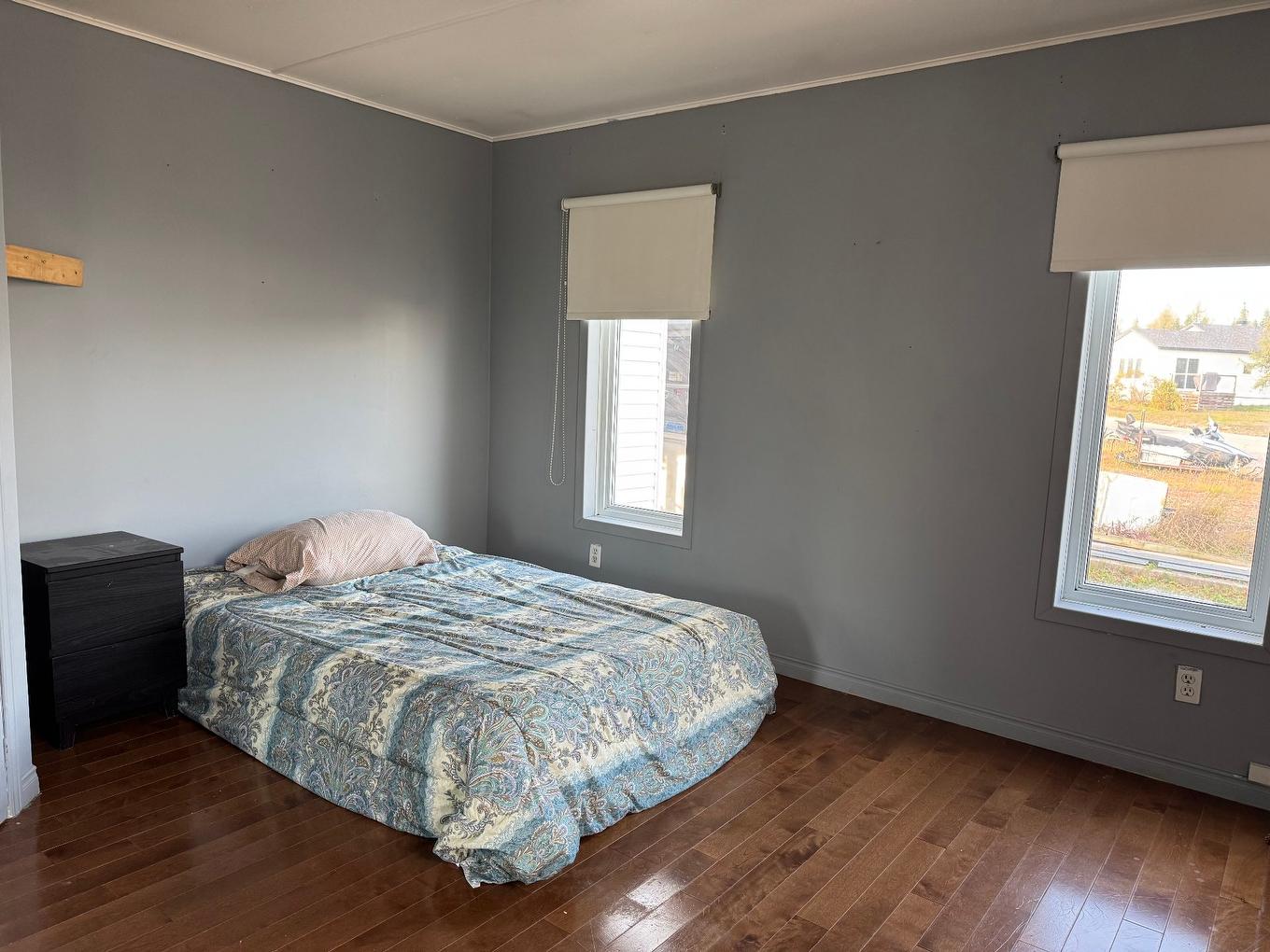 Chambre à coucher principale - 1605 1Re Rue, Havre-Saint-Pierre, QC - Indoor Photo Showing Bedroom
