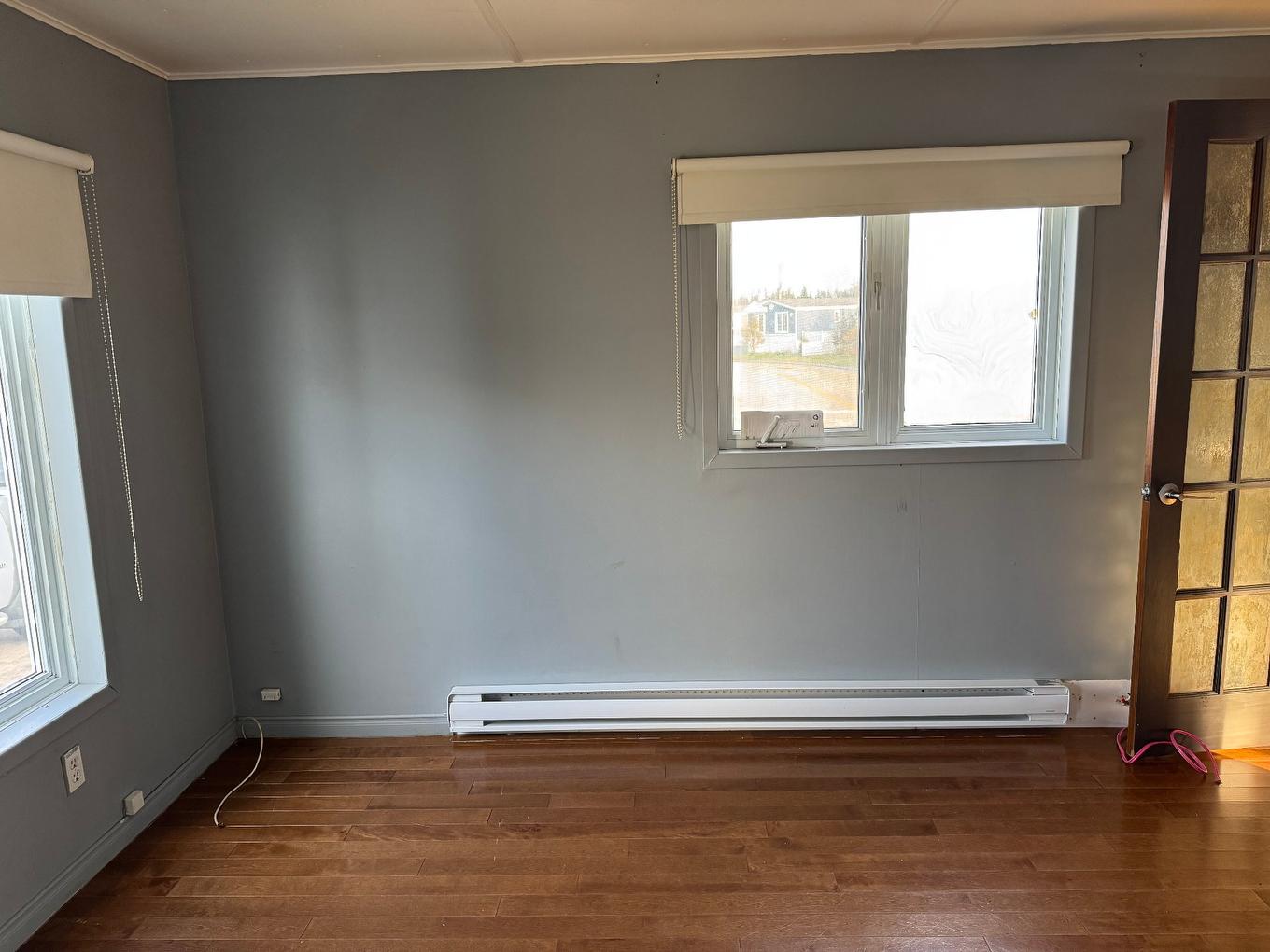 Chambre à coucher principale - 1605 1Re Rue, Havre-Saint-Pierre, QC - Indoor Photo Showing Other Room