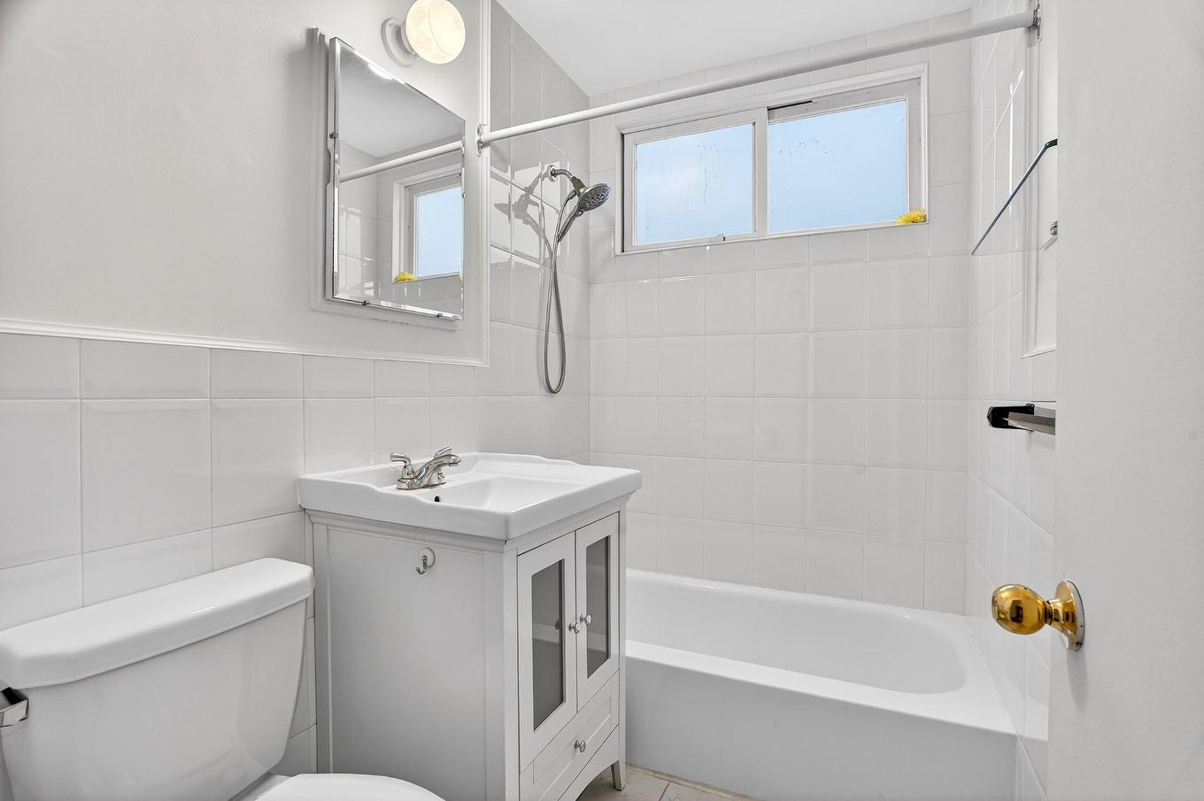 Salle de bains - 3215 - 3217 Av. Laurier E., Montréal (Rosemont/La Petite-Patrie), QC - Indoor Photo Showing Bathroom