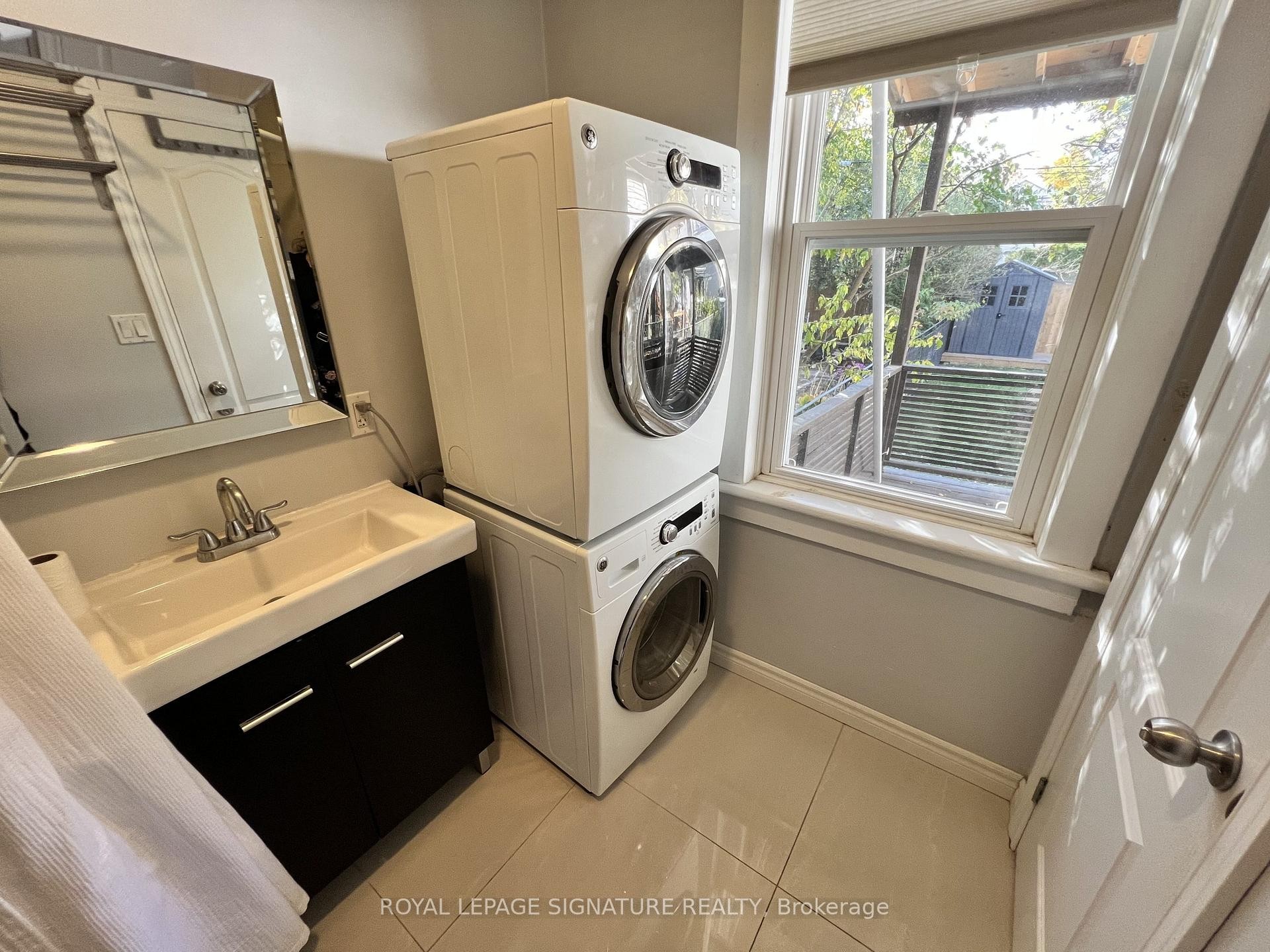 Main-800 Pape Avenue, Toronto, ON