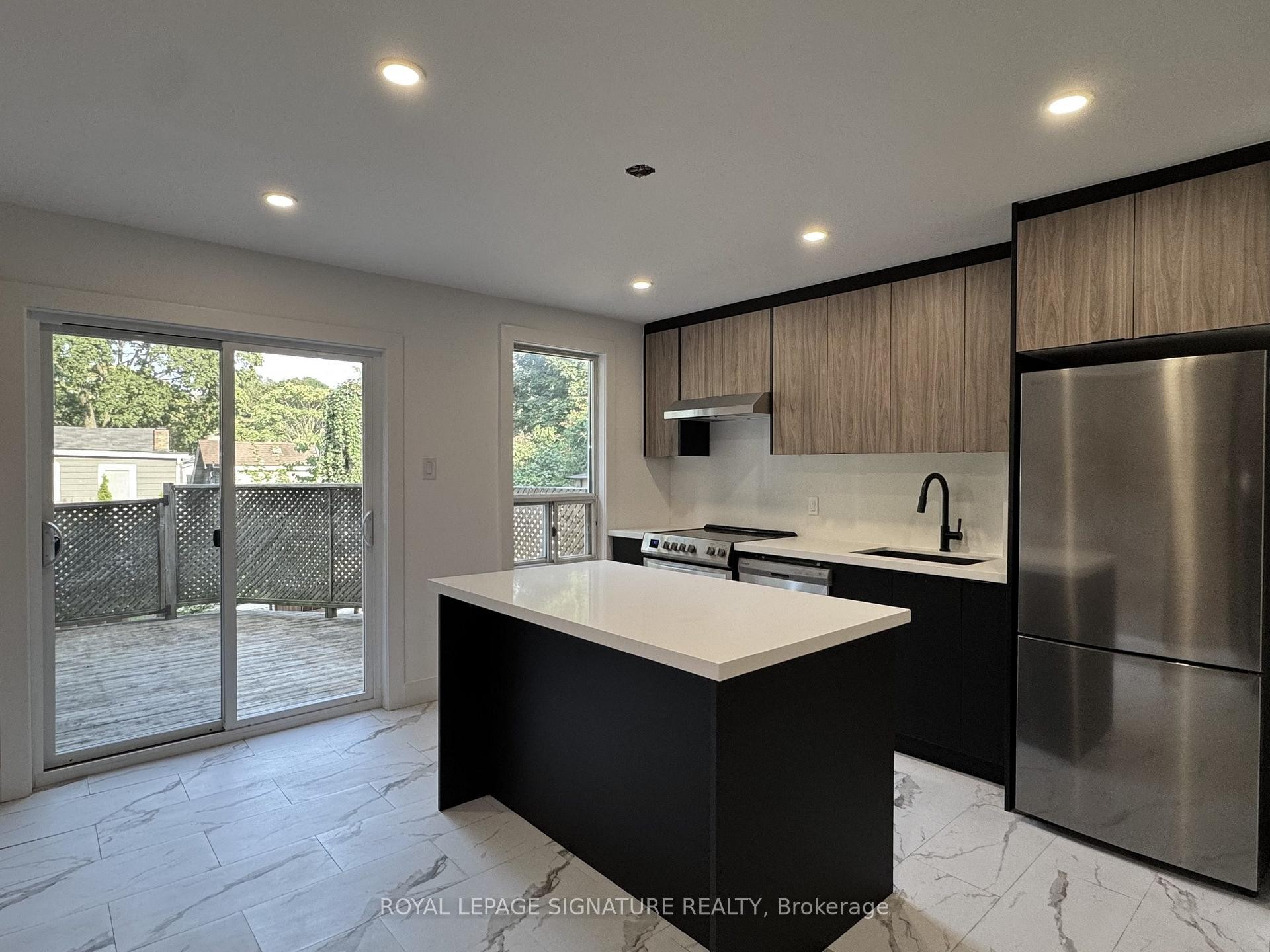 Main & Lower-25 Firstbrooke Road, Toronto, ON