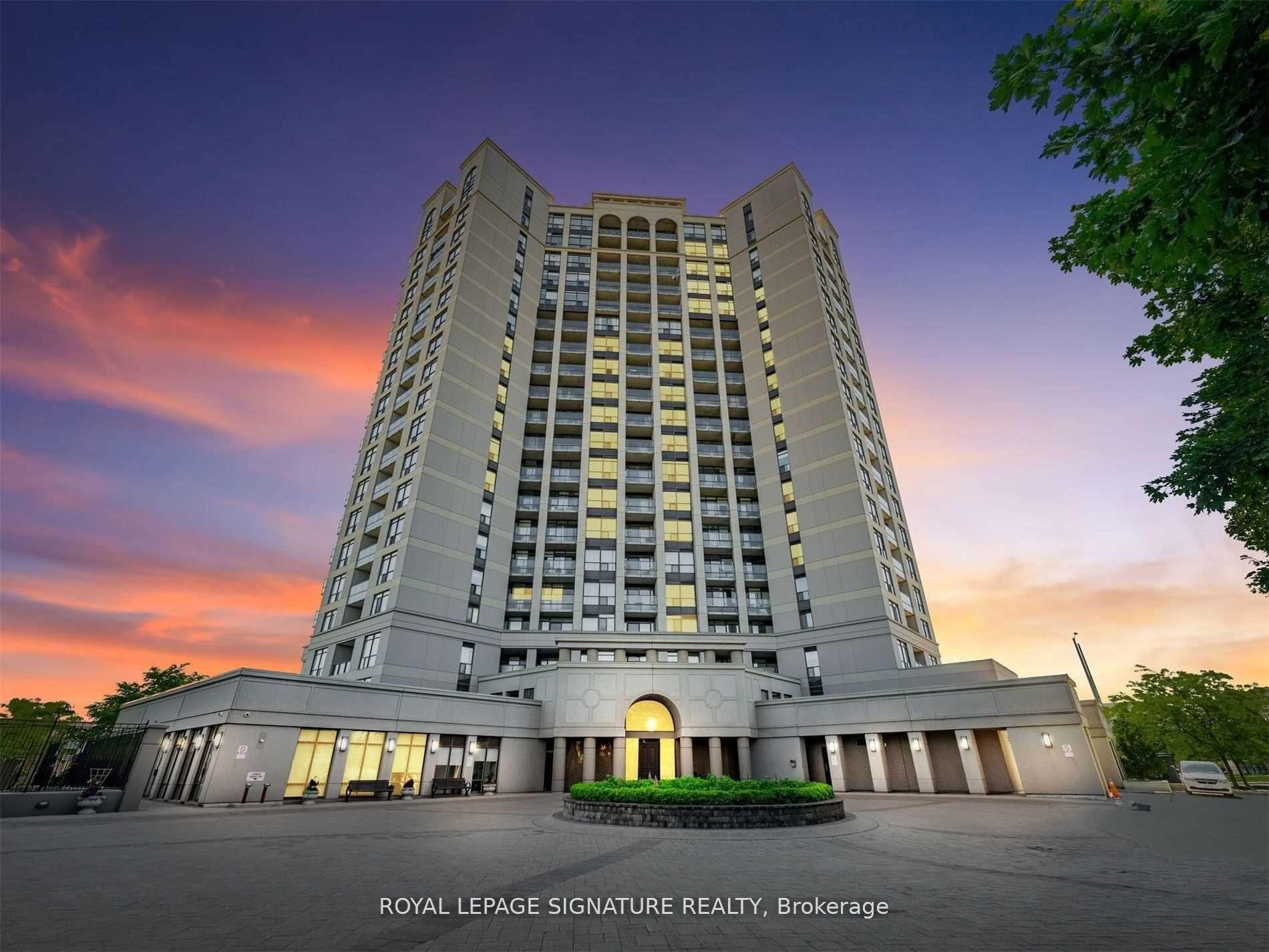 311-220 Forum Drive, Mississauga, ON - Outdoor With Facade